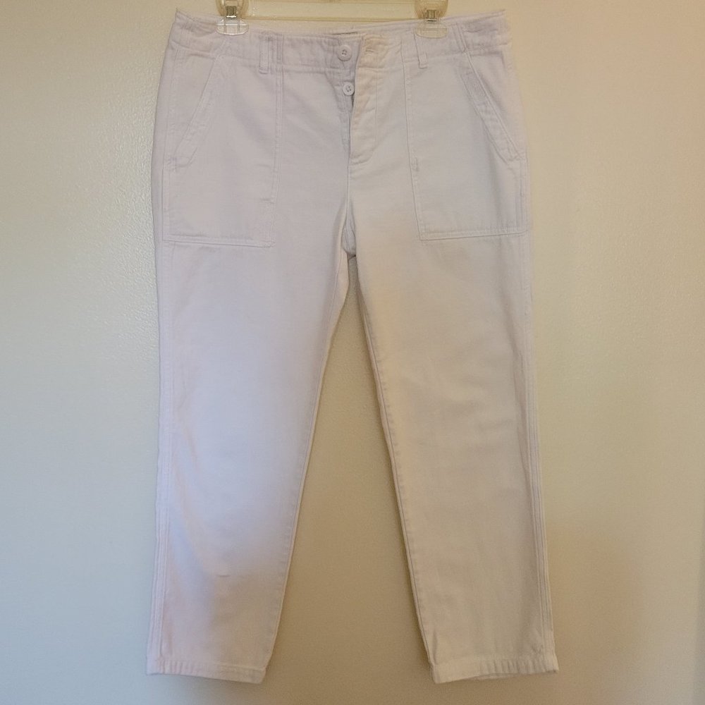 White American Eagle pants